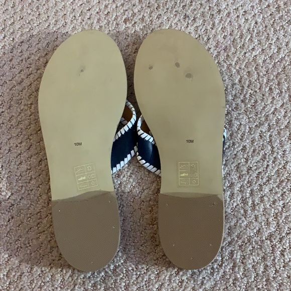 jack rogers barely used flip flops - Picture 2 of 2
